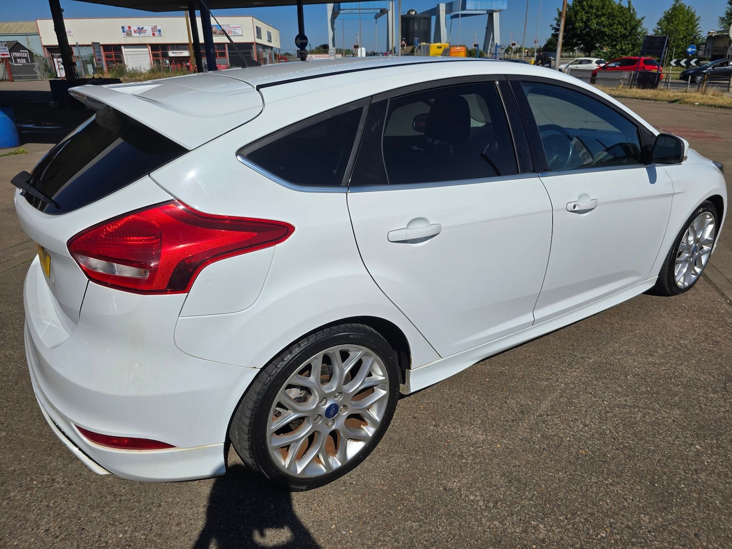 Used Ford Focus 2015 for sale - 75943493: Photo 4
