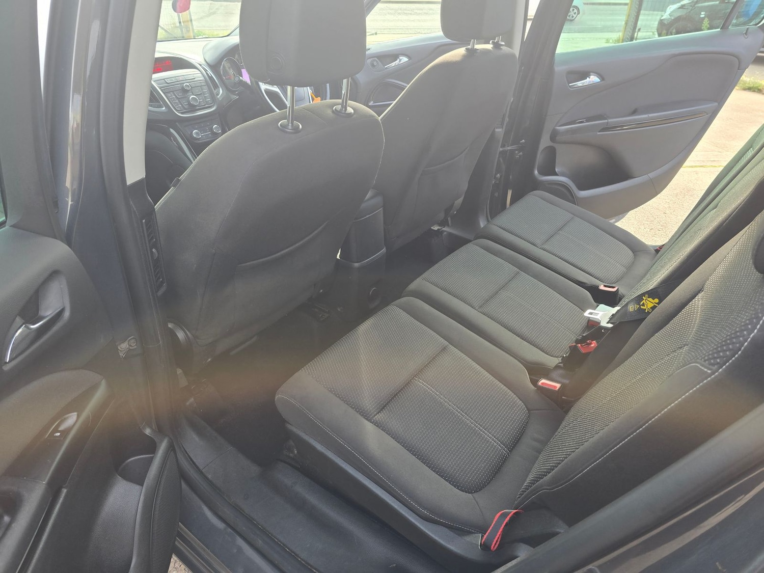 Used Vauxhall Zafira 2015 for sale - 76691652: Photo 19