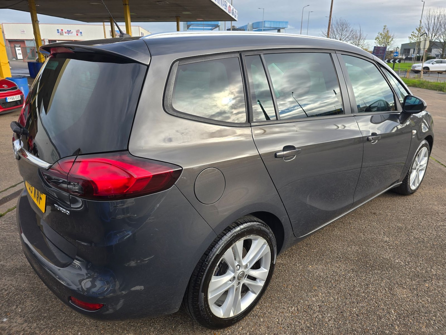 Used Vauxhall Zafira 2015 for sale - 76691652: Photo 4