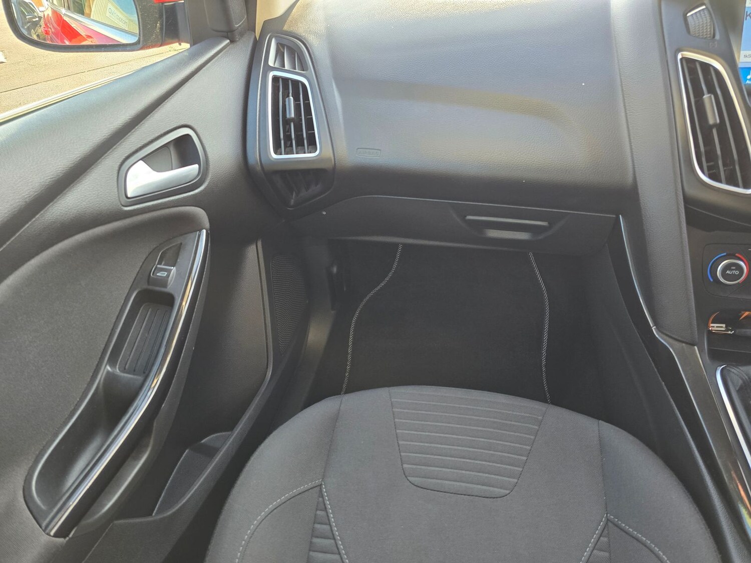 Used Ford Focus 2017 for sale - 77539940: Photo 13