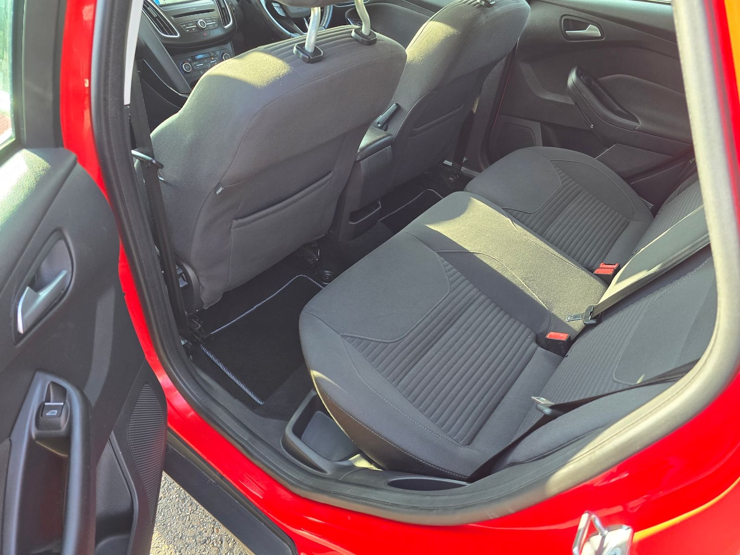 Used Ford Focus 2017 for sale - 77539940: Photo 17