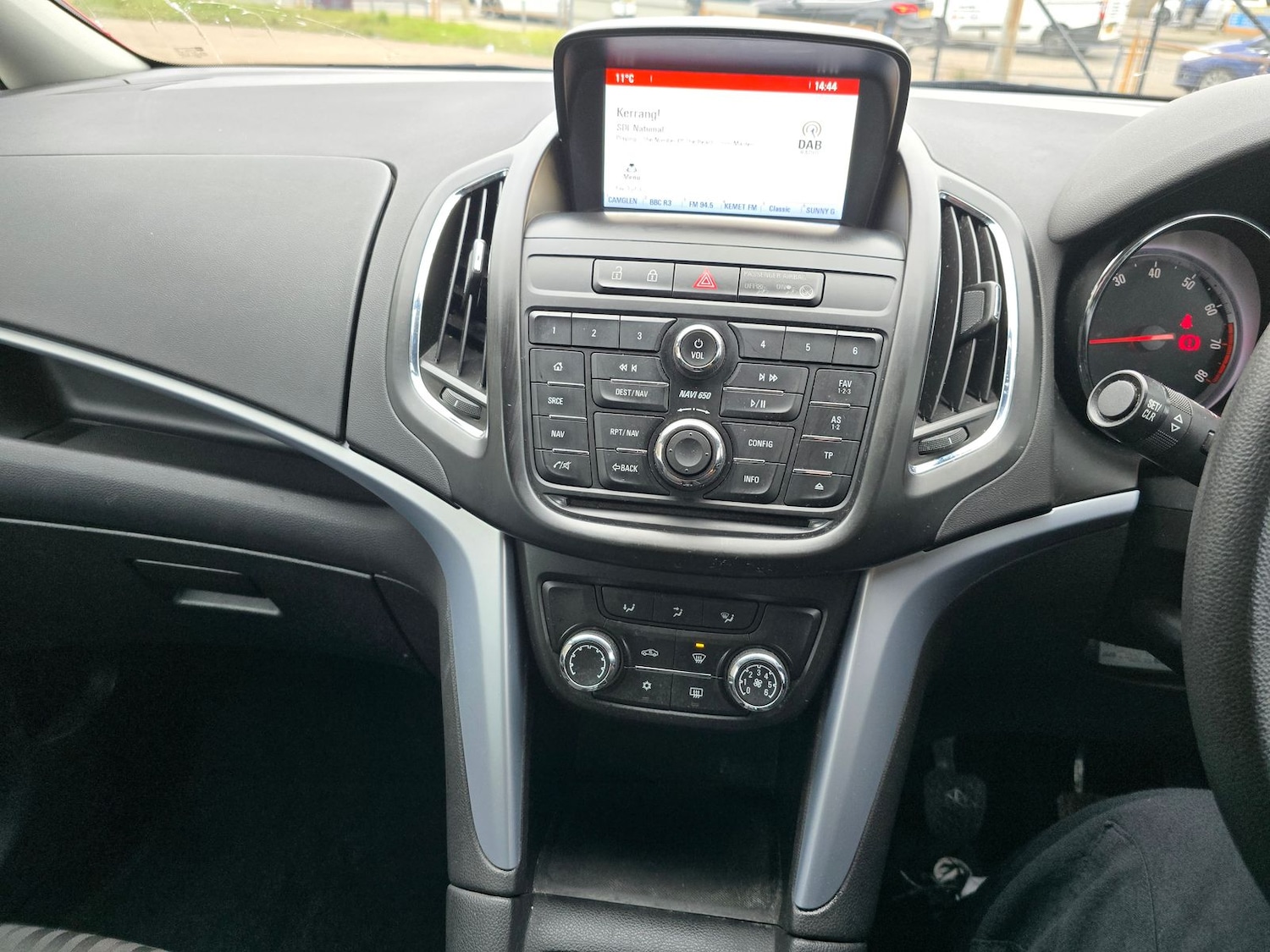 Used Vauxhall Zafira 2016 for sale - 78009482: Photo 12