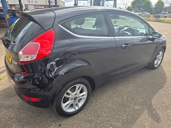 Used Ford Fiesta 2015 for sale - 75943497: Photo