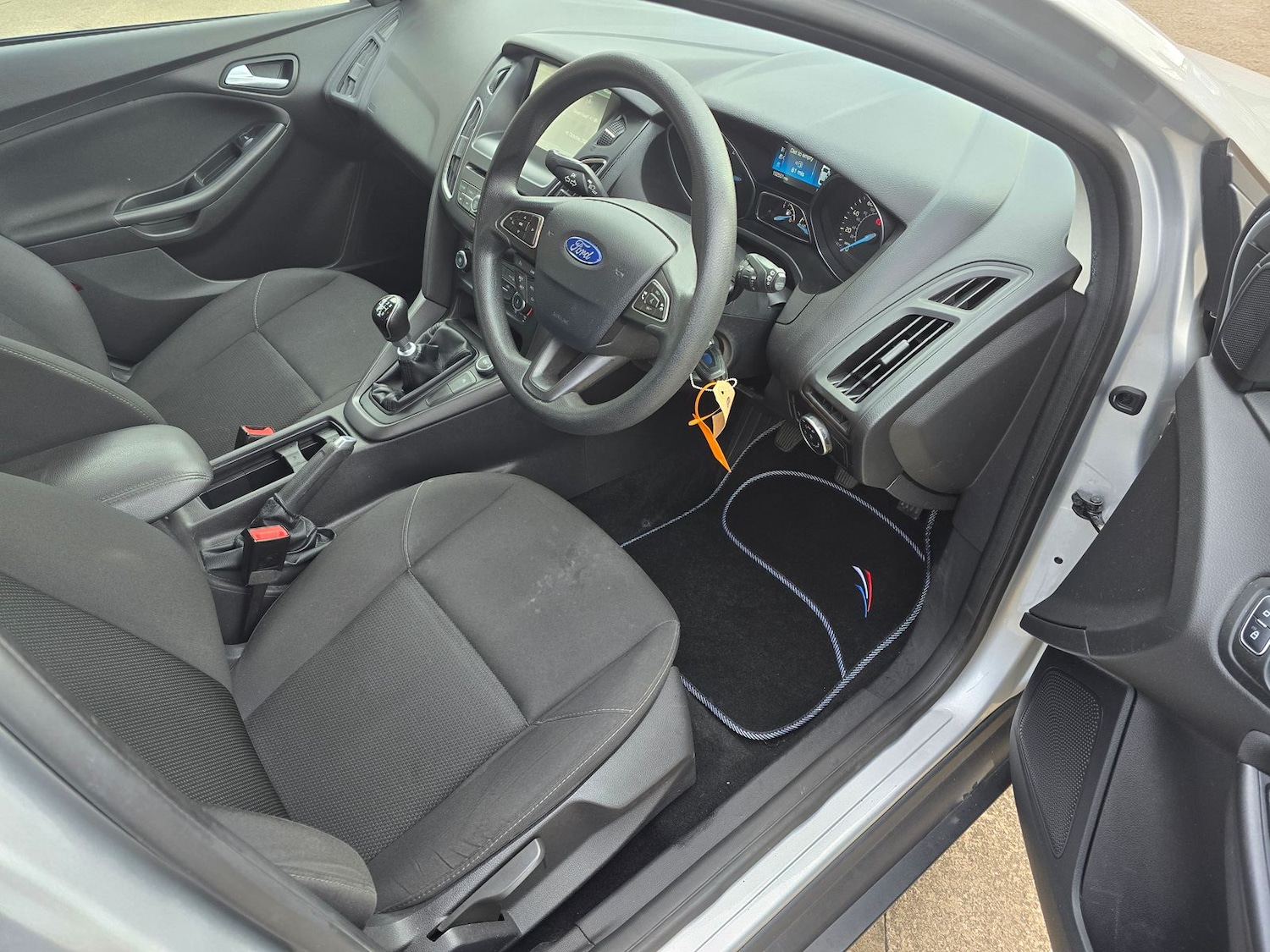 Used Ford Focus 2015 for sale - 76297391: Photo 14