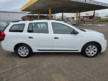 Used Dacia Logan MCV 2019 for sale - 78009457: Photo