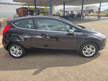 Used Ford Fiesta 2015 for sale - 75227356: Photo