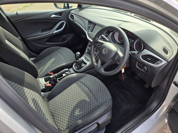 Used Vauxhall Astra 2017 for sale - 75365711: Photo 12