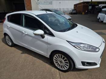 2014 - 1.5L Titanium TDCi Hatchback 5dr Diesel Manual Euro 5 (74 bhp)