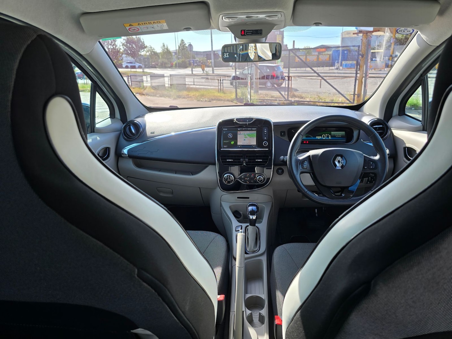 Used Renault Zoe 2016 for sale - 76795002: Photo 22