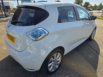 Used Renault Zoe 2016 for sale - 76795002: Photo