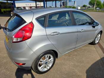Used Ford Fiesta 2016 for sale - 74619751: Photo
