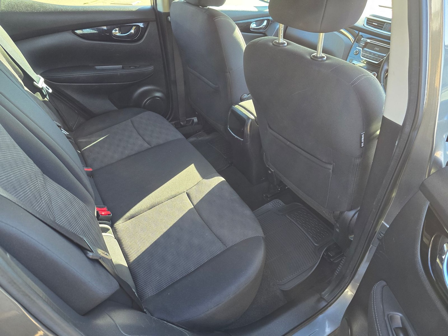 Used Nissan Qashqai 2017 for sale - 76795004: Photo 15