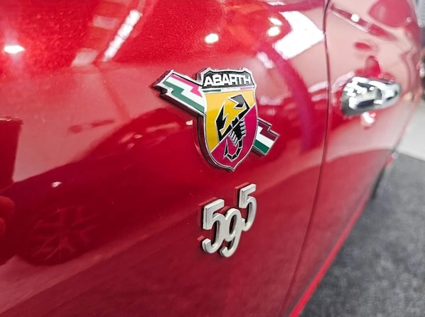 Used Abarth 595 2015 for sale - 71525368: Photo 16