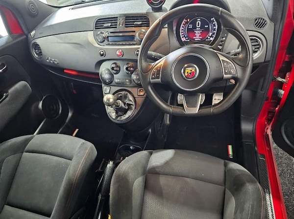 Used Abarth 595 2015 for sale - 71525368: Photo 25