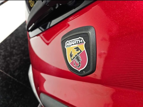 Used Abarth 595 2015 for sale - 71525368: Photo 8
