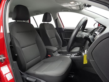 Used Volkswagen Golf 2018 for sale - 78842571: Photo