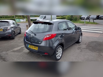 Used Mazda Mazda2 2014 for sale - 78583842: Photo