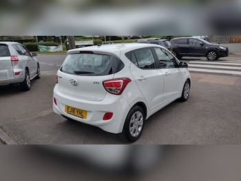 Used Hyundai i10 2016 for sale - 78819877: Photo