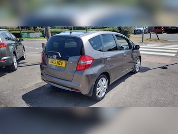 Used Honda Jazz 2013 for sale - 78986637: Photo