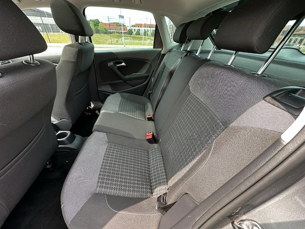 Used Volkswagen Polo 2017 for sale - 74897017: Photo 41