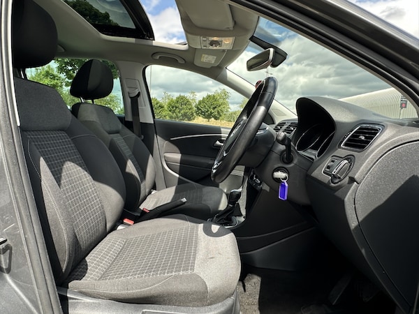 Used Volkswagen Polo 2017 for sale - 74897017: Photo 45