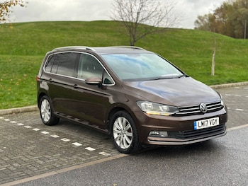 Used Volkswagen Touran 2017 for sale - 76461293: Photo