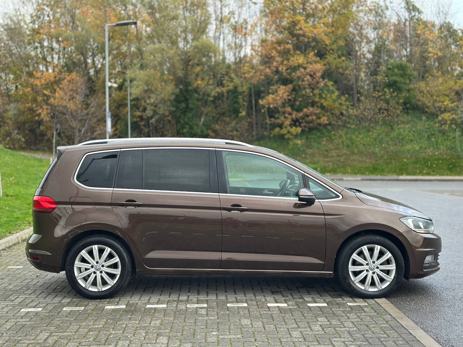 Used Volkswagen Touran 2017 for sale - 76461293: Photo 4