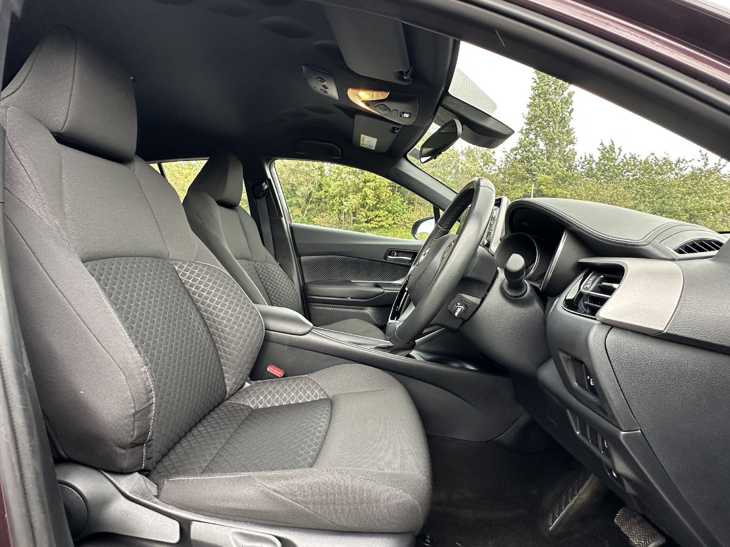 Used Toyota C-HR 2022 for sale - 76016648: Photo 14