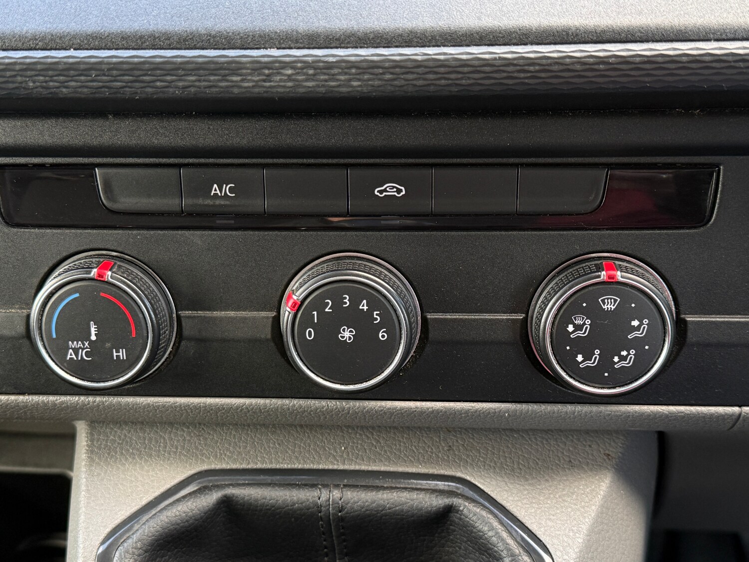 Used Volkswagen Transporter 2022 for sale - 78042366: Photo 25