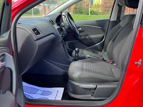Used Volkswagen Polo 2015 for sale - 74993142: Photo 20