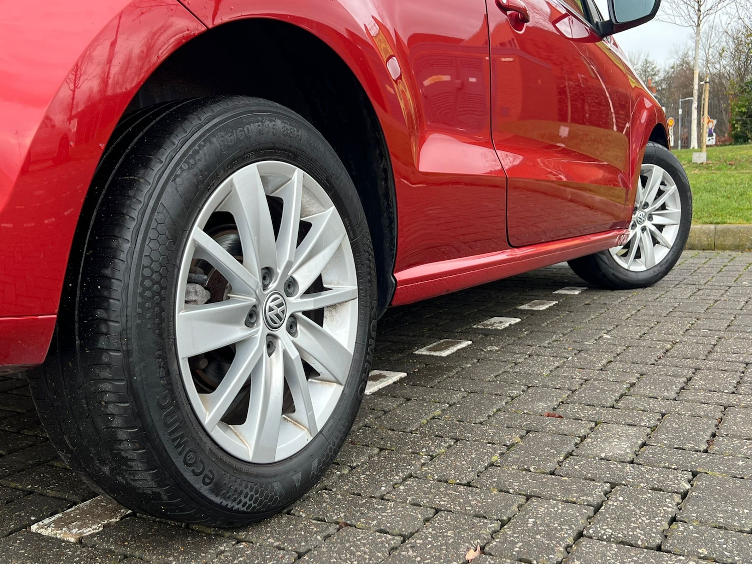 Used Volkswagen Polo 2015 for sale - 76706119: Photo 11