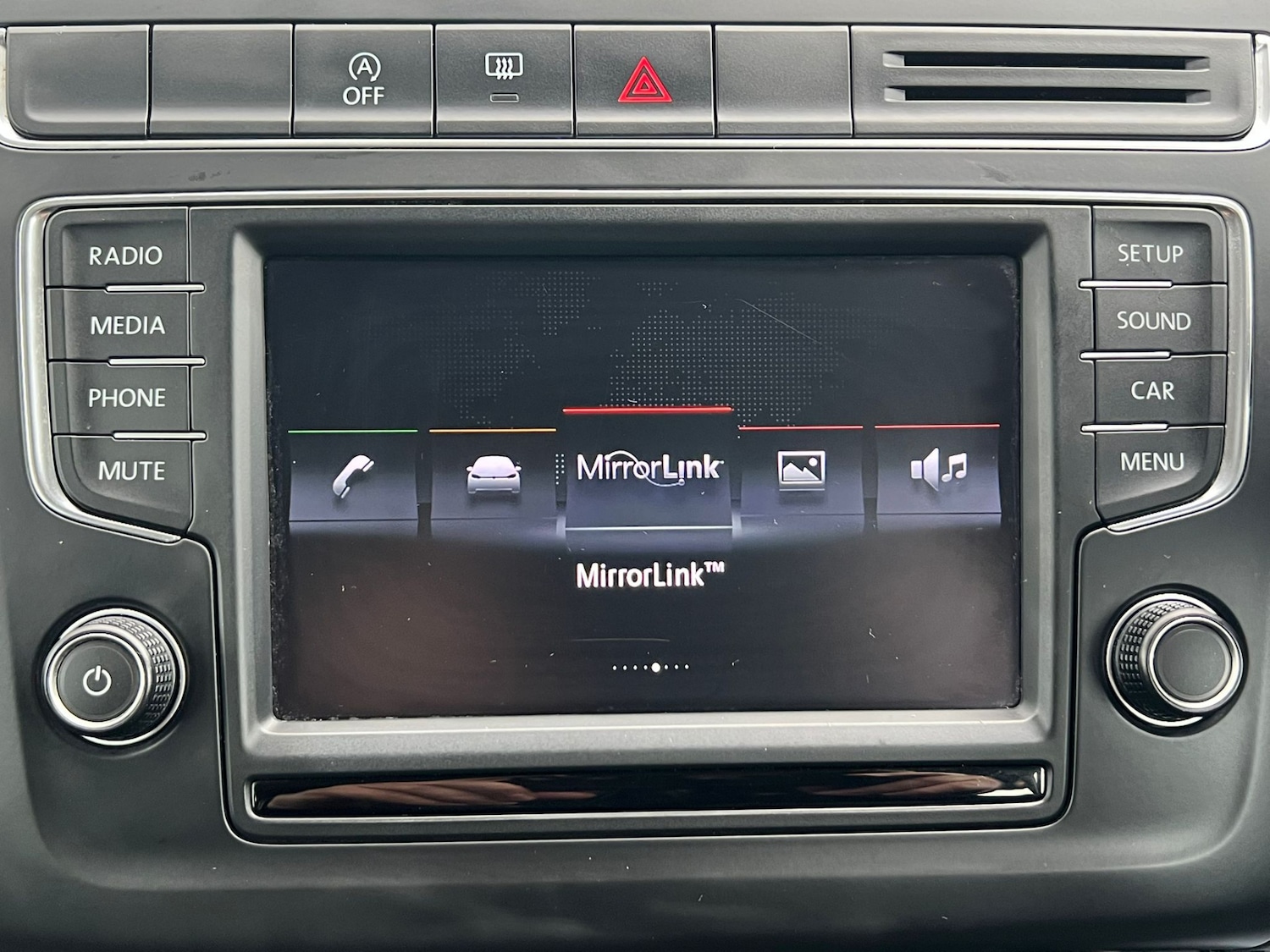 Used Volkswagen Polo 2015 for sale - 76706119: Photo 17