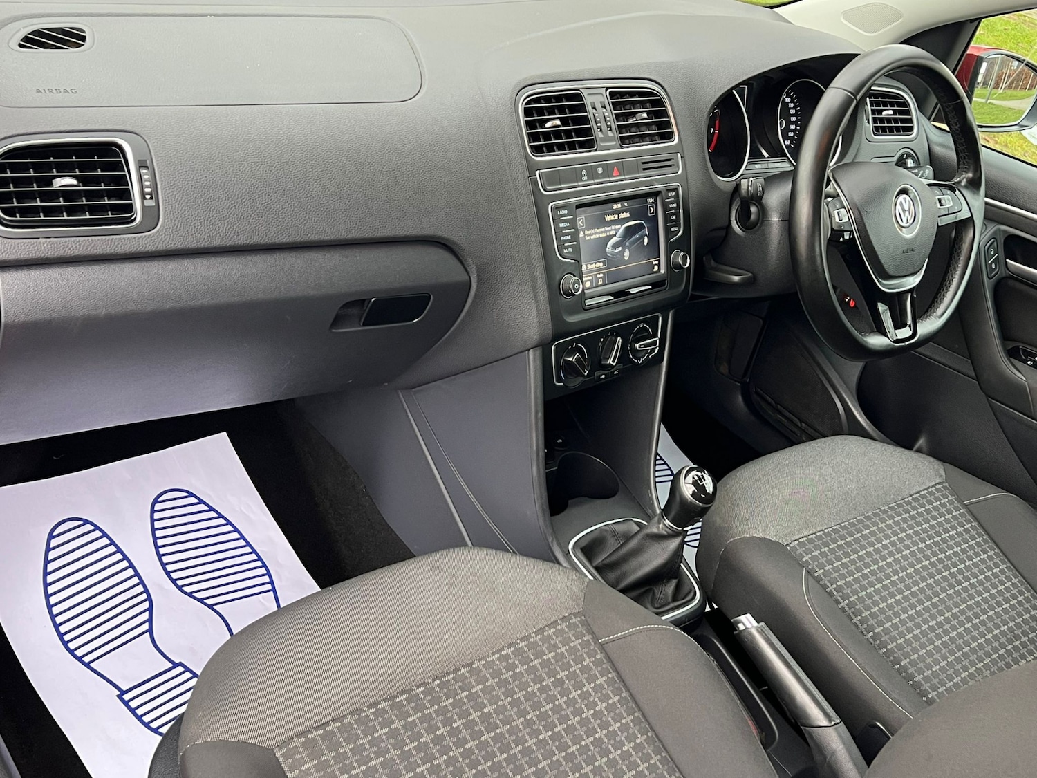 Used Volkswagen Polo 2015 for sale - 76706119: Photo 20