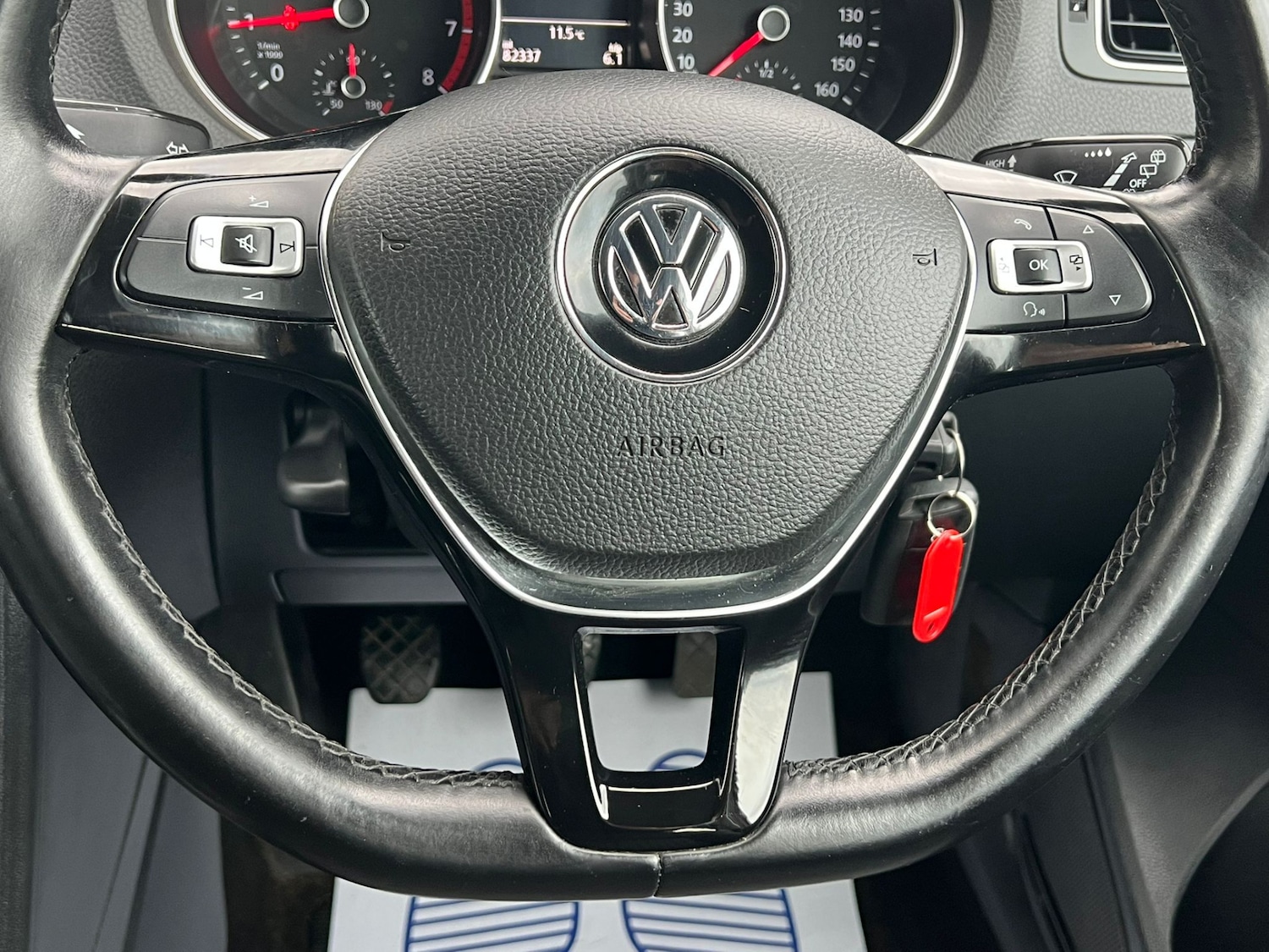 Used Volkswagen Polo 2015 for sale - 76706119: Photo 24