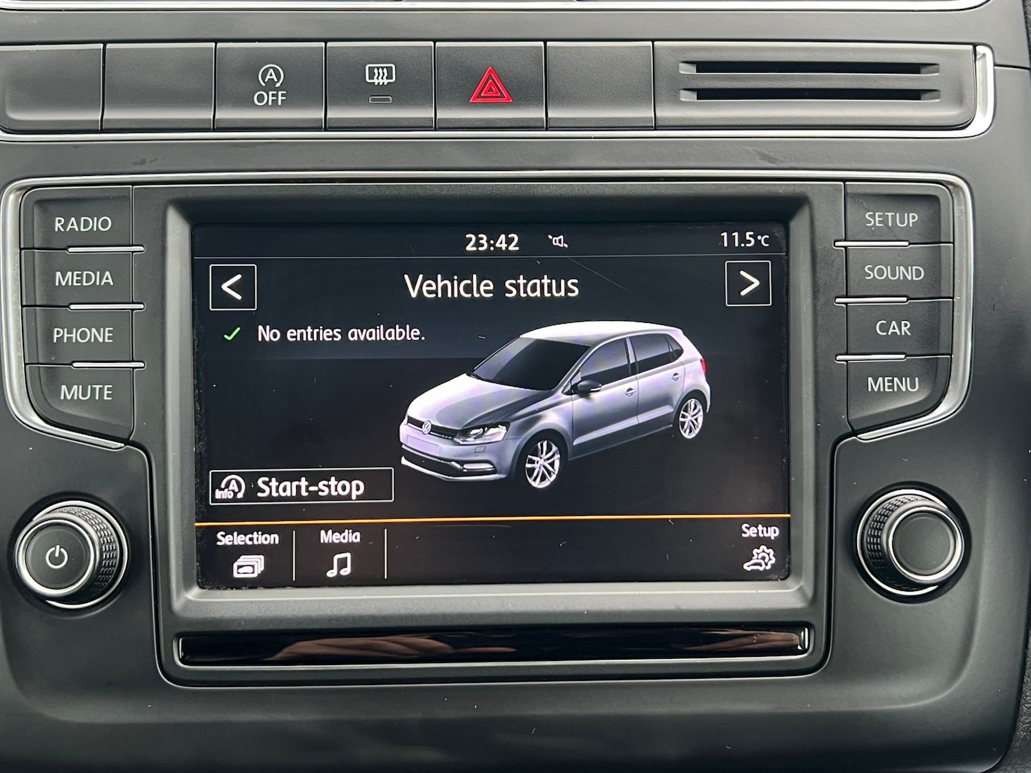 Used Volkswagen Polo 2015 for sale - 76706119: Photo 25