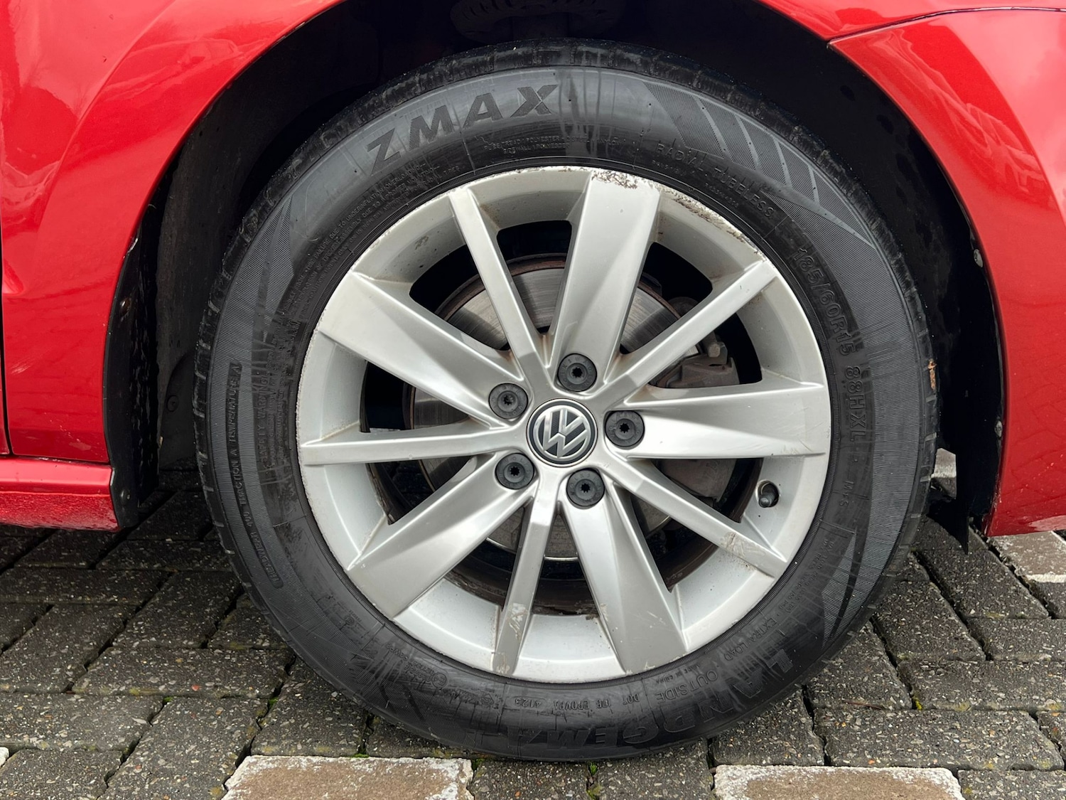 Used Volkswagen Polo 2015 for sale - 76706119: Photo 29