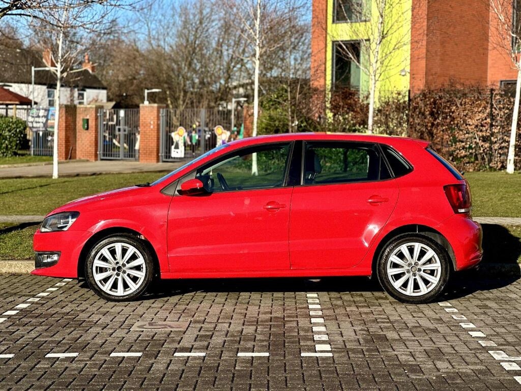 Used Volkswagen Polo 2010 for sale - 76611120: Photo 5