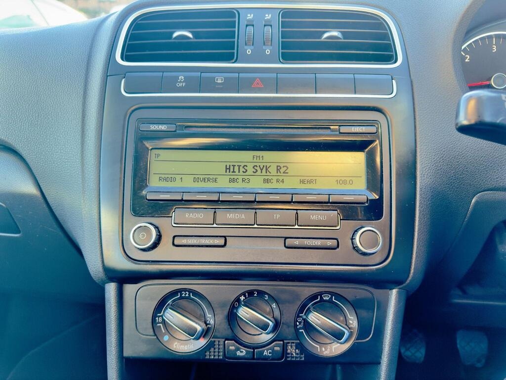 Used Volkswagen Polo 2010 for sale - 76611120: Photo 9