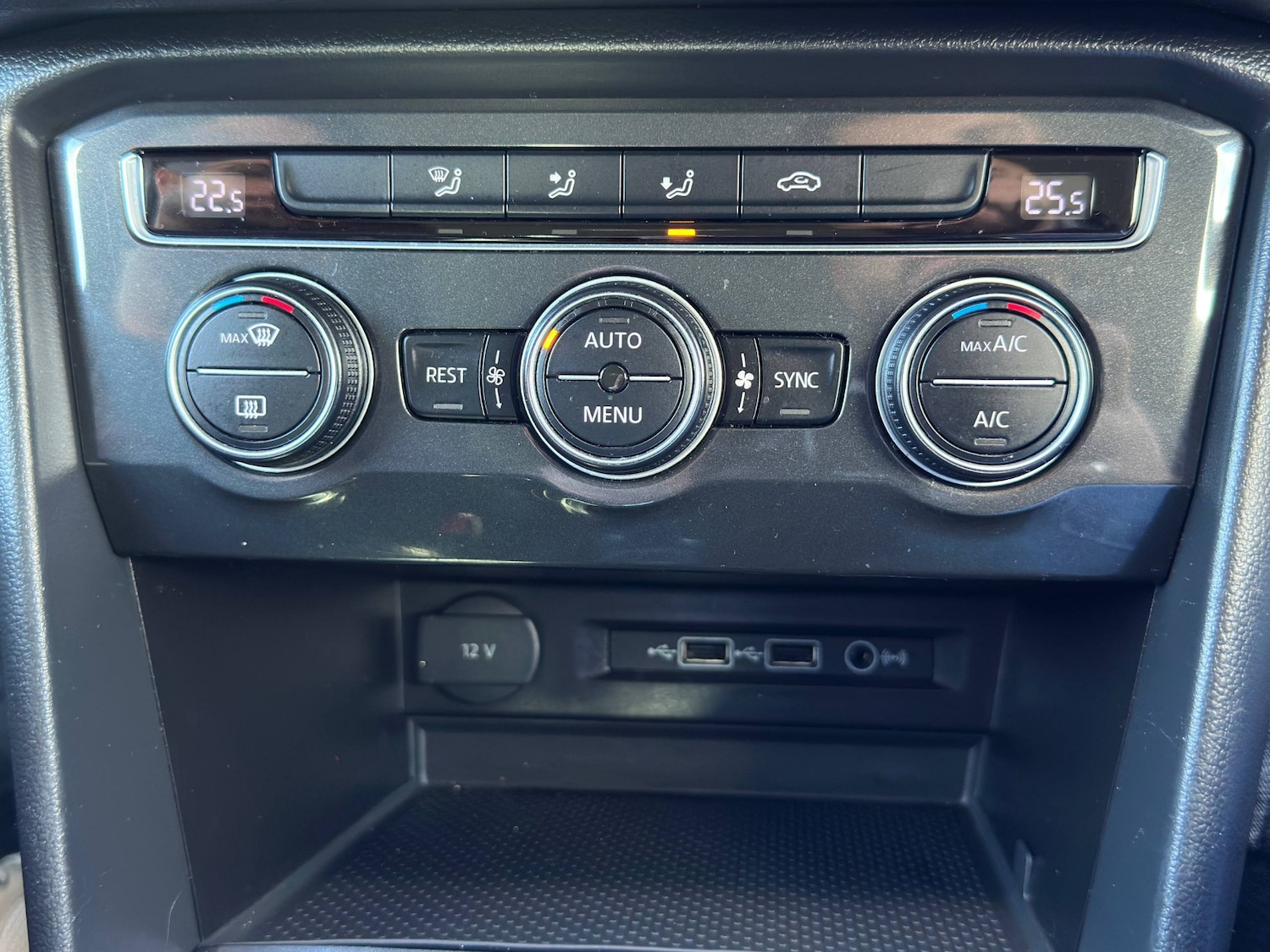 Used Volkswagen Tiguan 2018 for sale - 76613524: Photo 18