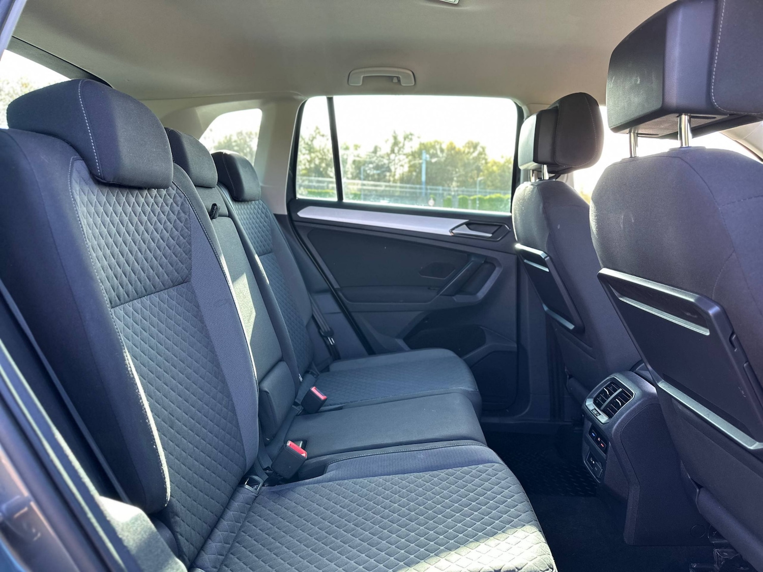 Used Volkswagen Tiguan 2018 for sale - 76613524: Photo 31