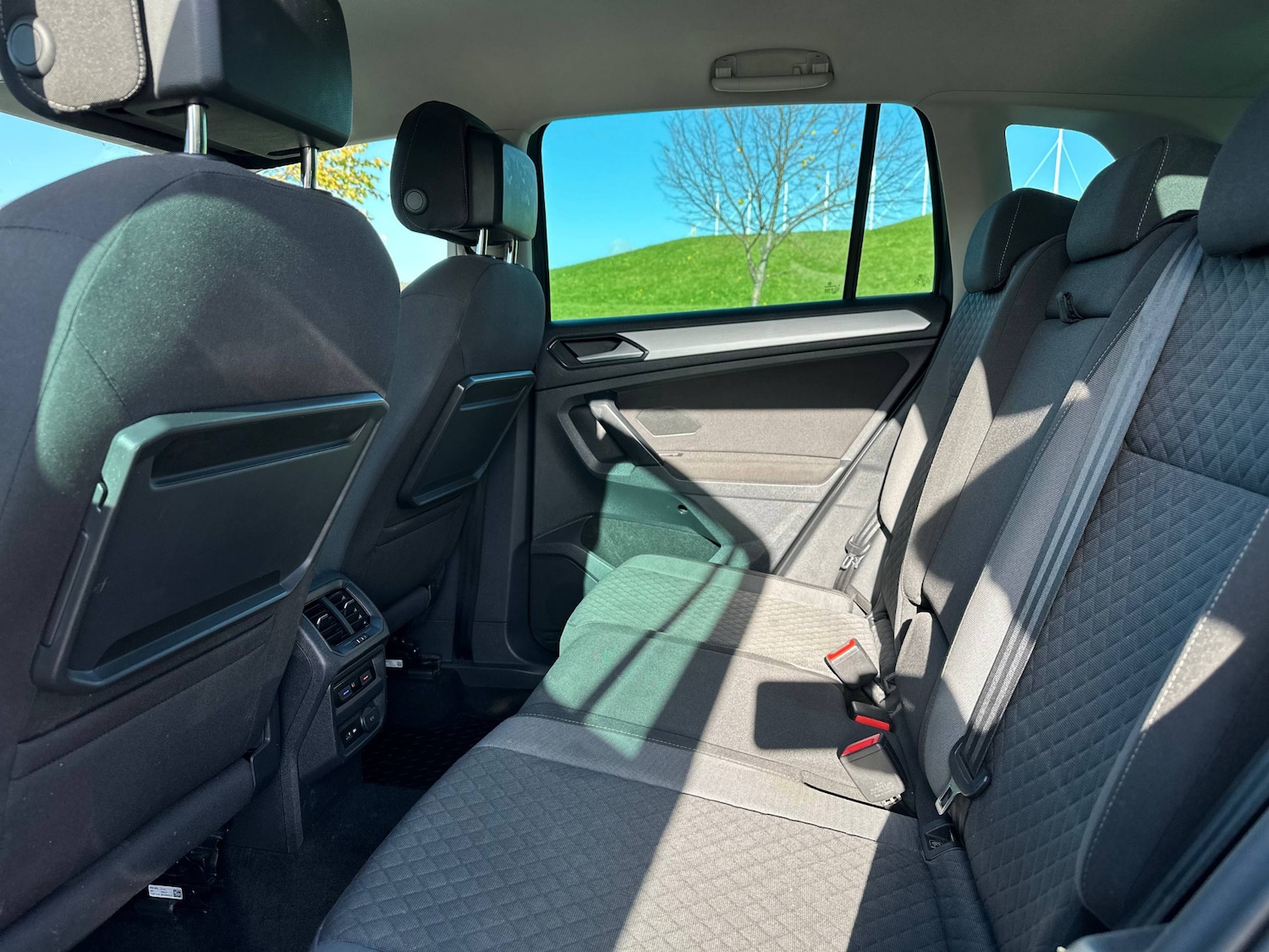 Used Volkswagen Tiguan 2018 for sale - 76613524: Photo 36