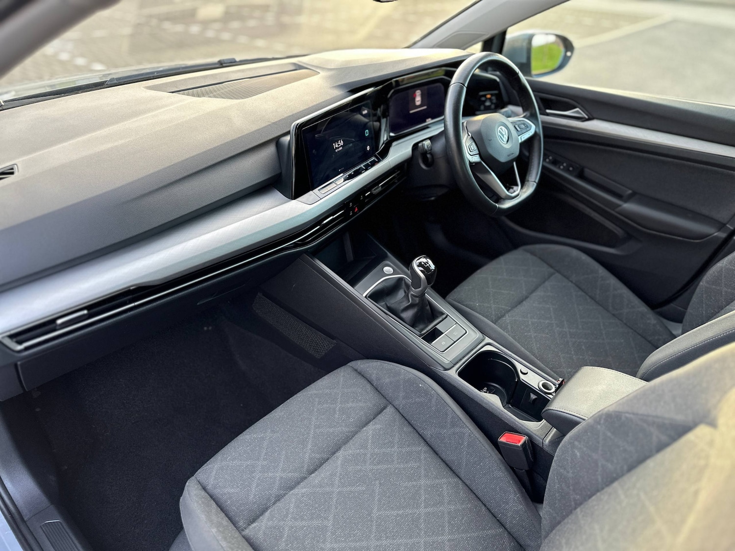 Used Volkswagen Golf 2024 for sale - 76576663: Photo 11