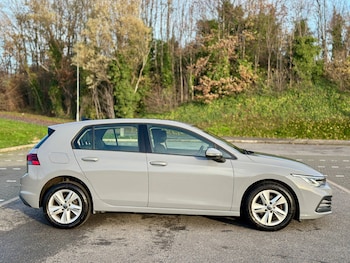 Used Volkswagen Golf 2024 for sale - 76576663: Photo