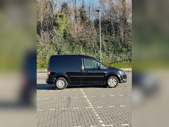 Used Volkswagen Caddy 2017 for sale - 76705722: Photo