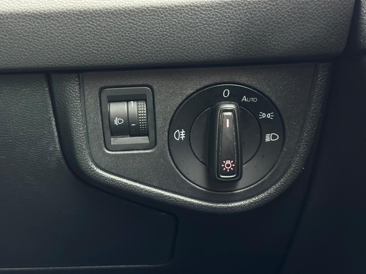 Used Volkswagen Polo 2018 for sale - 76402717: Photo 21