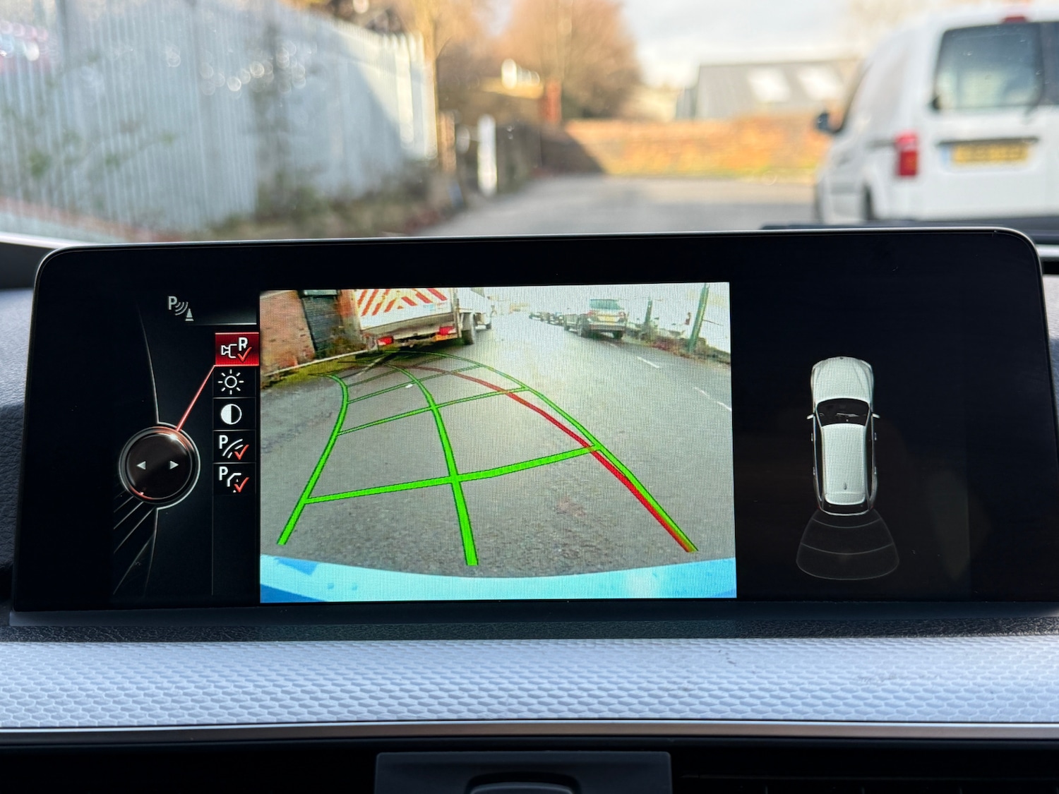 Used BMW 3 Series 2016 for sale - 77398908: Photo 37