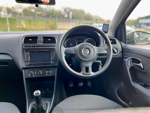Used Volkswagen Polo 2012 for sale - 76230963: Photo 9