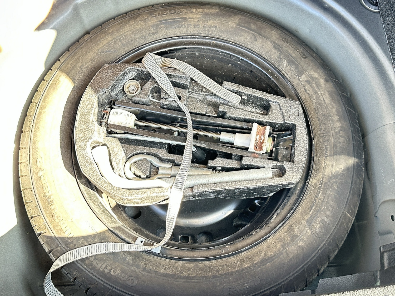 Vehicle 28