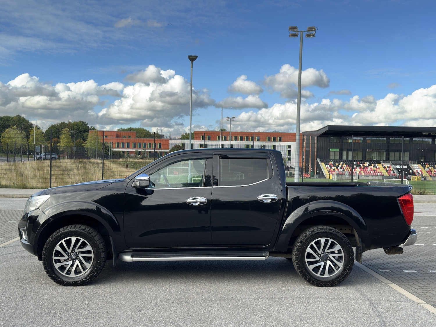 Used Nissan Navara 2017 for sale - 76102569: Photo 5