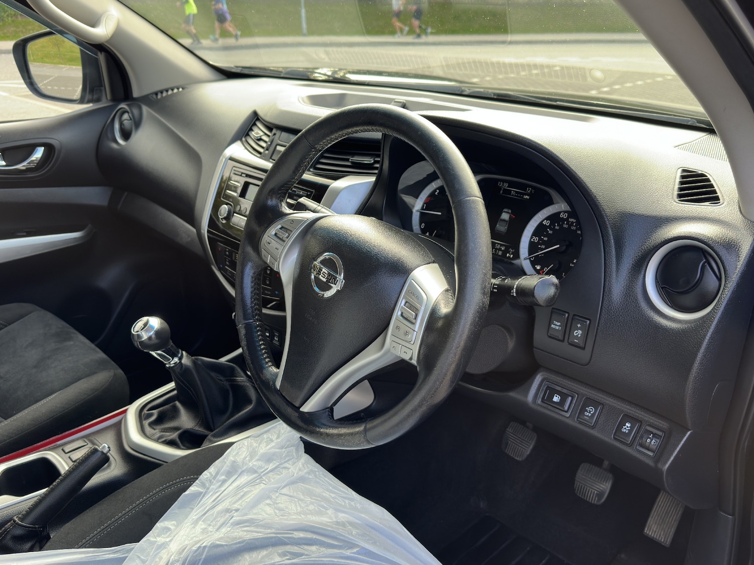 Used Nissan Navara 2017 for sale - 76102569: Photo 9